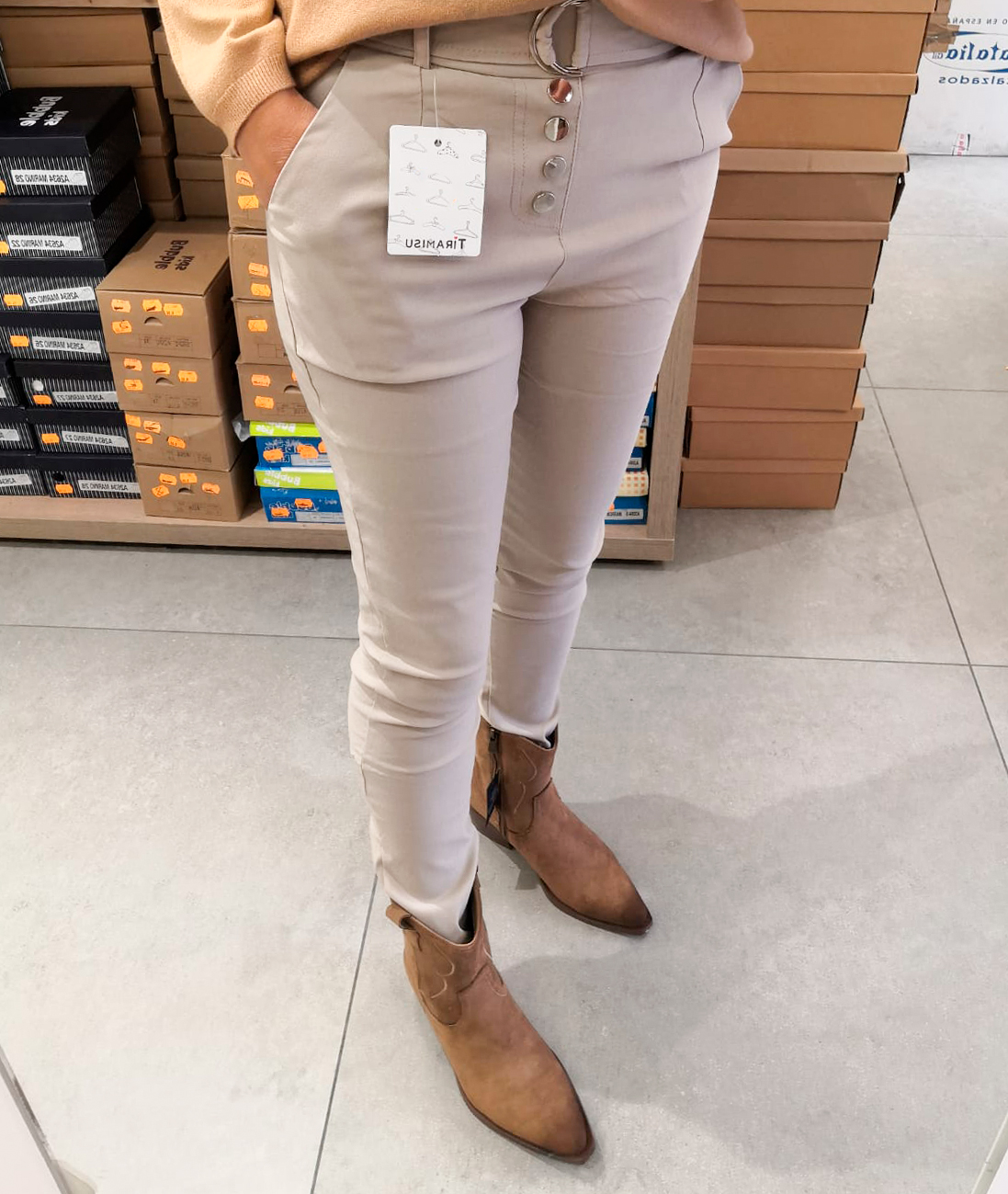 Imagen de PANTALÓN ELÁSTICO BEIGE